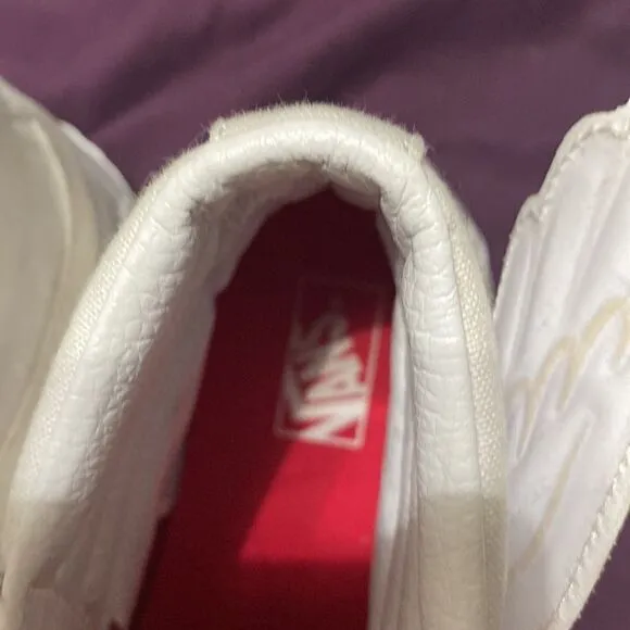 EUC Vans Rainbow Unicorn Wings White High-Top Sneakers