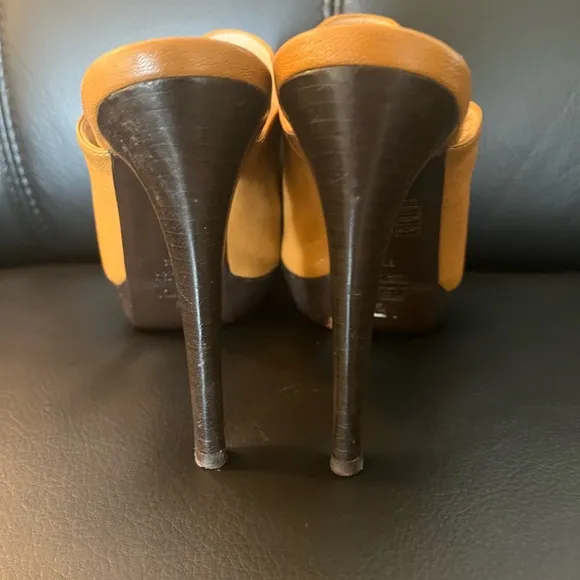 Fendi Tan Leather Mules with Stiletto Heels