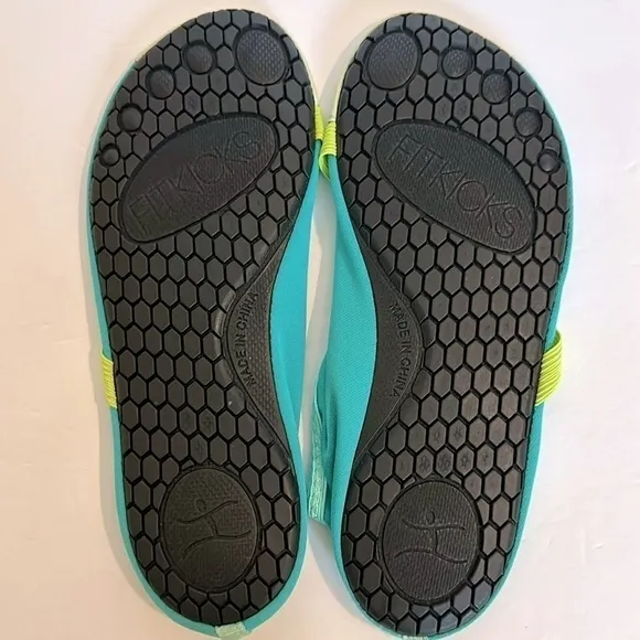 FitKicks Foldable Active Footwear Barefoot Yoga Shoes Womans Large 8.5-9.5