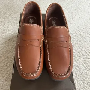 Florsheim kids dress shoes
