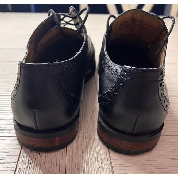 Florsheim men’s leather black wingtip‎ oxford lace up dress shoes.  Sz 12D
