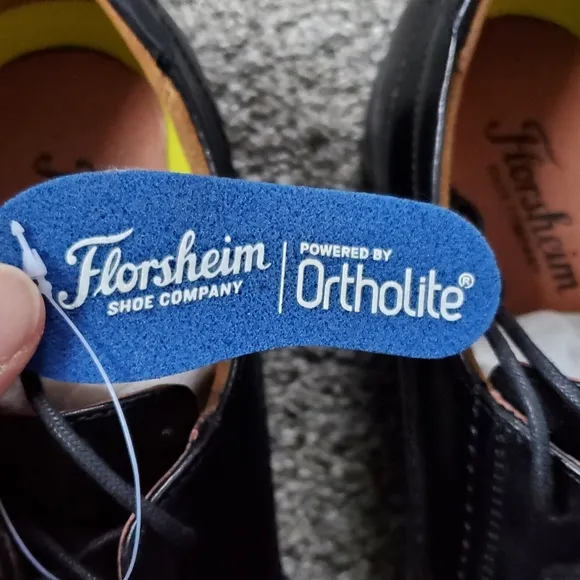 Florsheim Midtown Plain Toe Oxford in Black Size 9