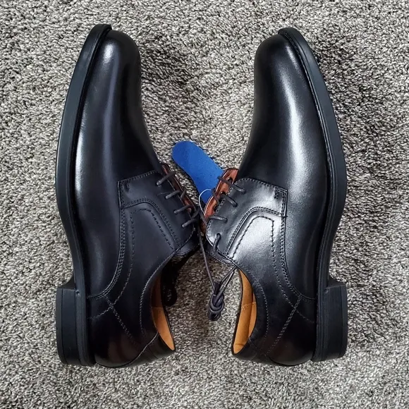 Florsheim Midtown Plain Toe Oxford in Black Size 9