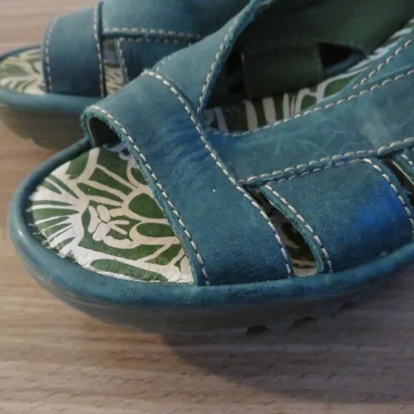FLY LONDON Leather Yisa Wedge Sandals in Forest Green Sz US 6-6.5 / EU 38