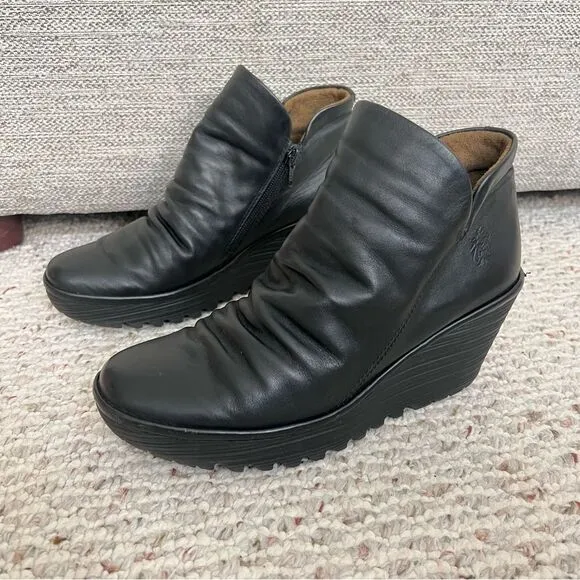 FLY London Women's Yip Leather Boot