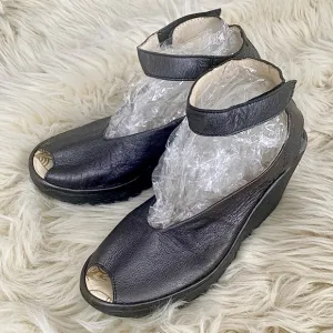 Fly London Yala Black Leather Peep Toe Wedge Sandals Ankle Strap 9-9.5 Boho Emo