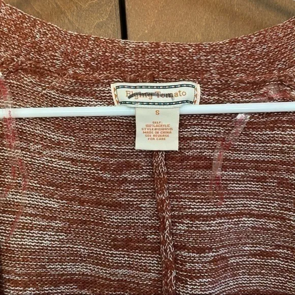 Flying Tomato Knit Shrug with Appliqué Sleeves S❤️