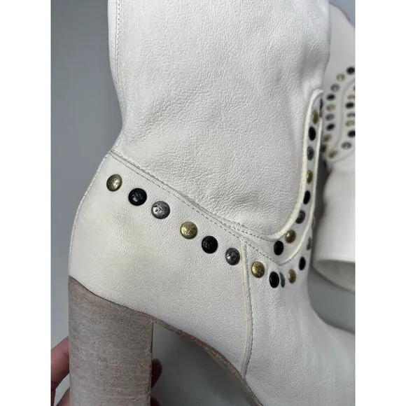 Free People Dakota White Studded Western Boot Women’s Size 38/7.5