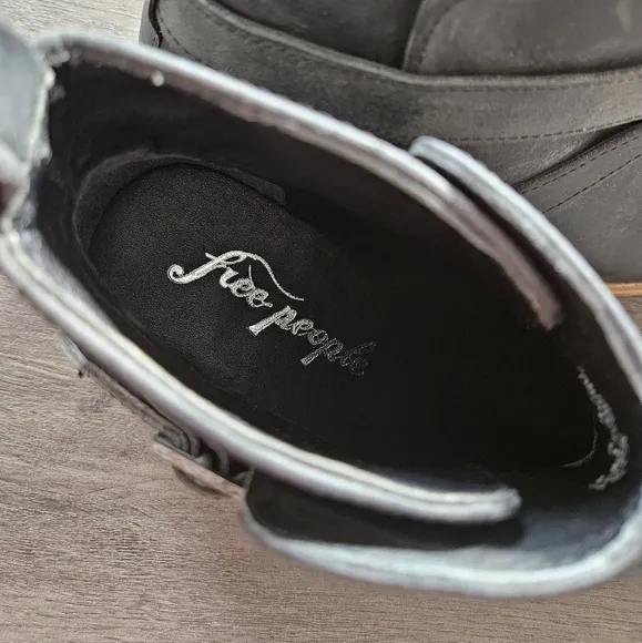 Free People Dark Gray Back Loop Ankle Boots NWOB Size 38/7.5