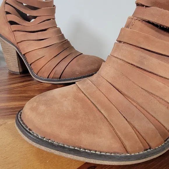 Free People Hybrid Heel Strappy Leather Ankle Boot Booties Size 38