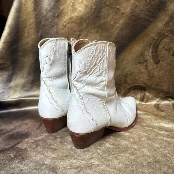 Free people new frontier western boho white patent leather cowboy boots 10