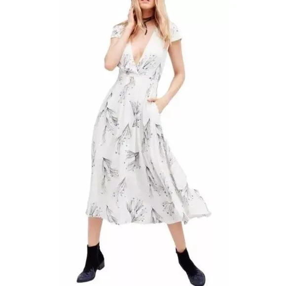 FREE PEOPLE Printed Retro Midi Dress Surplice Deep V-Neckline 4 Boho Bohemian