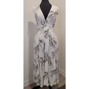 FREE PEOPLE Printed Retro Midi Dress Surplice Deep V-Neckline 4 Boho Bohemian