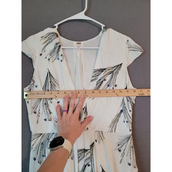 FREE PEOPLE Printed Retro Midi Dress Surplice Deep V-Neckline 4 Boho Bohemian