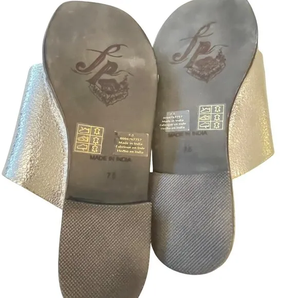 Free People Silver Mila Boho Sandals Size 7.5 New with box