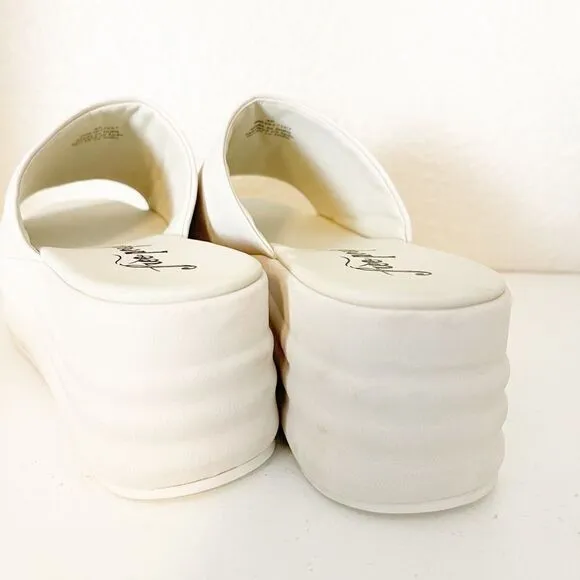Free People slides mules Harbor Platform Sandals in vanilla. 40/9-9.5