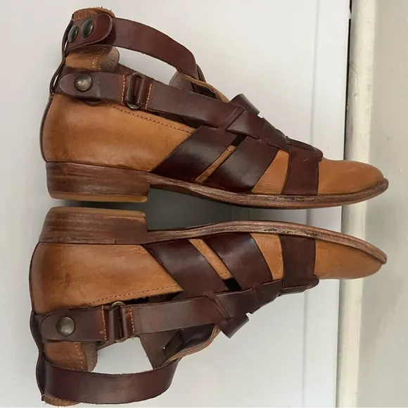 Free People Style-Nine Distressed Strappy Buckles Ankle Leather Boots Size 39