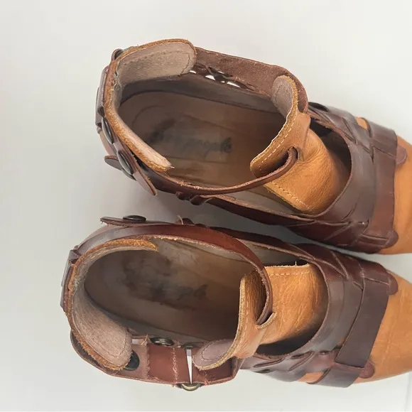 Free People Style-Nine Distressed Strappy Buckles Ankle Leather Boots Size 39