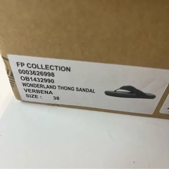 Free People Wonderland Thong Sandal in Verbena Purple Size 7.5  (38) New in box
