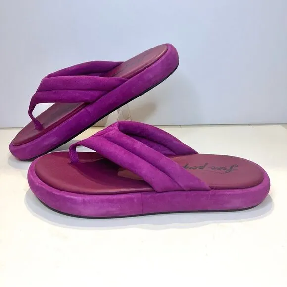 Free People Wonderland Thong Sandal in Verbena Purple Size 7.5  (38) New in box