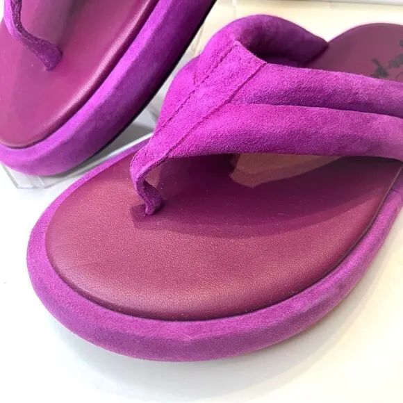 Free People Wonderland Thong Sandal in Verbena Purple Size 7.5  (38) New in box