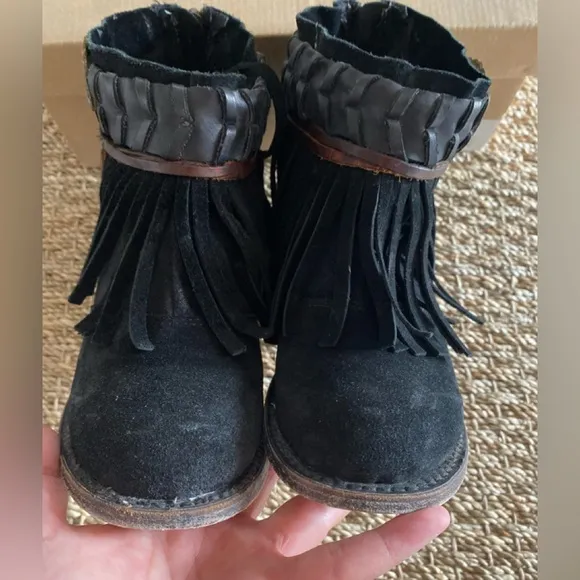 Freebird Boho Fringe Boots size 8