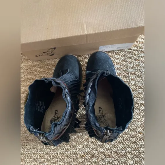Freebird Boho Fringe Boots size 8