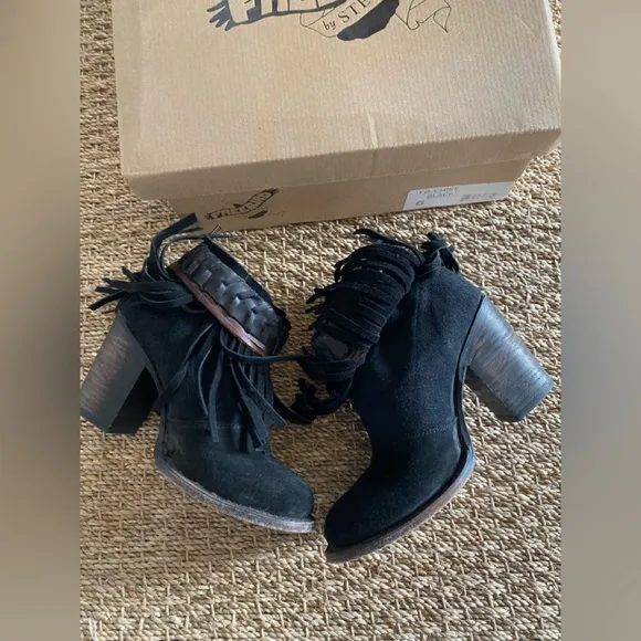 Freebird Boho Fringe Boots size 8