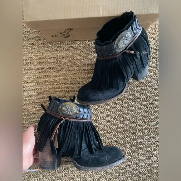 Freebird Boho Fringe Boots size 8
