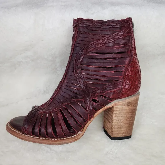 FREEBIRD By STEVEN Bela Leather Heel Sandals in Red 8