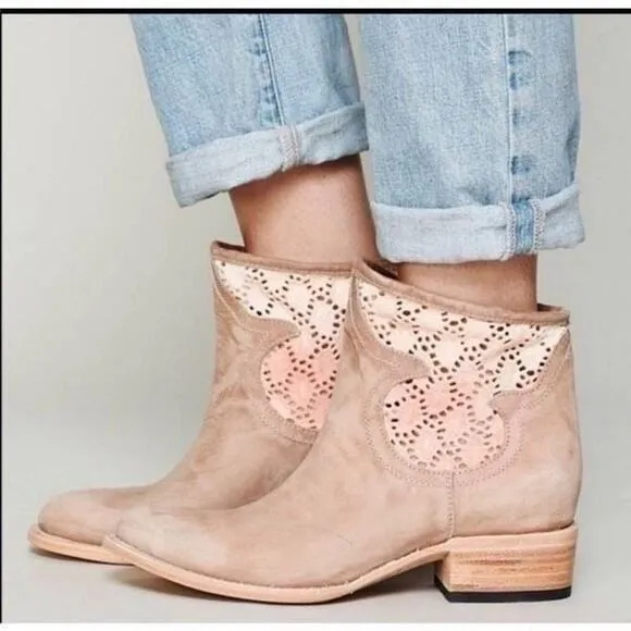 FREEBIRD Leather Eyelet Cayote Crochet Ankle Booties Boots