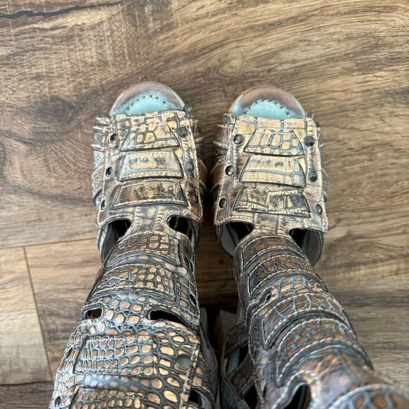 FREEBIRD Zane Handmade Gladiator Sandal Boots Blush Croco Multi Leather 10 NWT