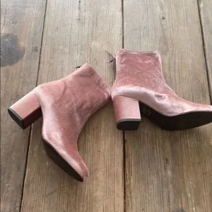Free People velvet boots