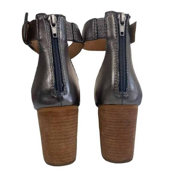 Frye &amp; Co. Bryn Stitch Sandals  Gunmetal Gray Metallic Finish  Leather Size 8.5