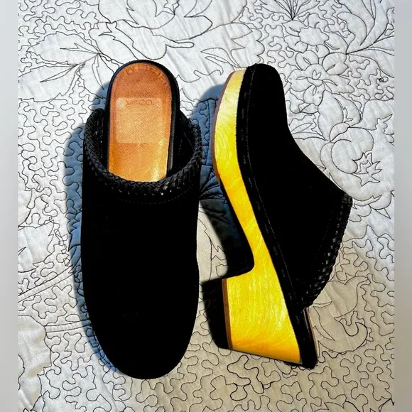FRYE &amp; CO Odessa Braid Platform Mules/Clogs Black Suede With Wooden Heel Sz 9