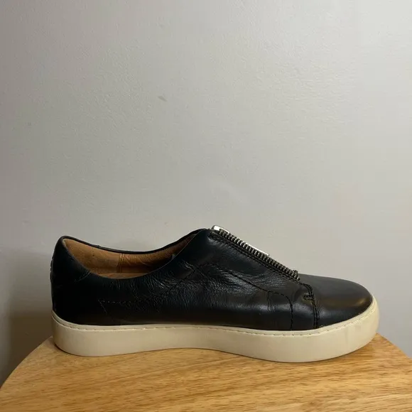 Frye Black Leather Slip-On Platform Sneakers Women’s Size 9.5