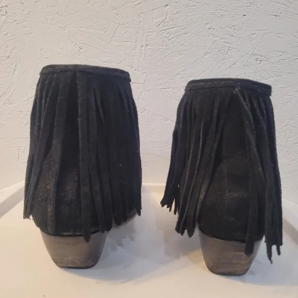 FRYE Black Suede Leather Fringe Bootie Womens Boots Sz 7.5 Festival Boho Western