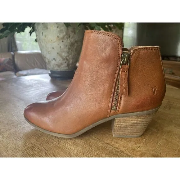 Frye Judith Double Zip Leather Ankle Boot Womens 6.5 Brown Classic Boho Luxury