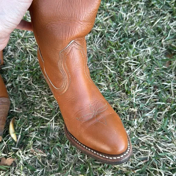 Frye Leather Boots, Style 7105, Size 5.5 women’s
