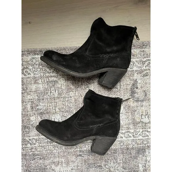 Frye Leslie Artisan Black Suede Leather Ankle Boots Booties 6.5 B Back Zipper
