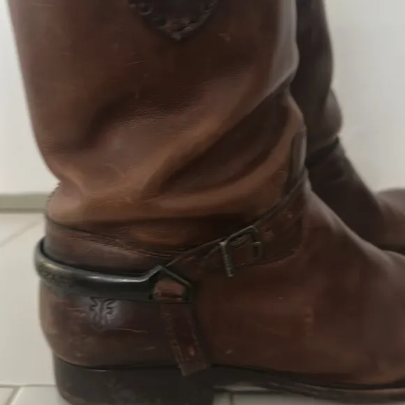 Frye Vintage Ankle Boots / Booties with metal “spurs”