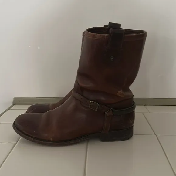 Frye Vintage Ankle Boots / Booties with metal “spurs”