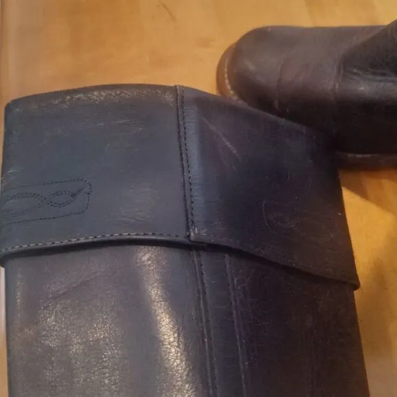 Frye Vintage distressed riding boots size 6B