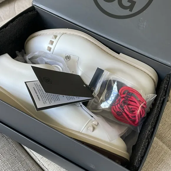G/FORE White Leather Shoes with Stud Accents
