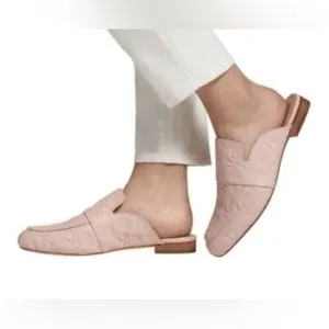 G/FORE Womens Debossed Mule Street Shoes - Blush size 7