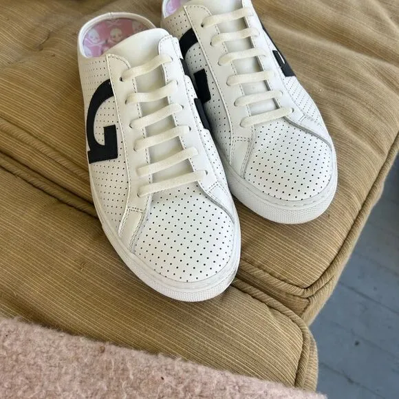 G/Fore Perforated Women’s Disruptor S Street Shoes Size 8 Leather Golf Shoes