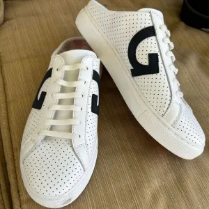 G/Fore Perforated Women’s Disruptor S Street Shoes Size 8 Leather Golf Shoes