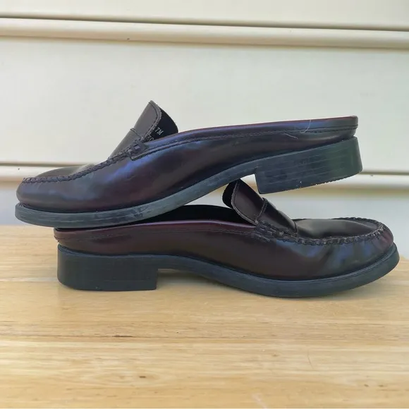 G.H. Bass Peggy Burgundy Leather Slip-On Loafers Size 7M