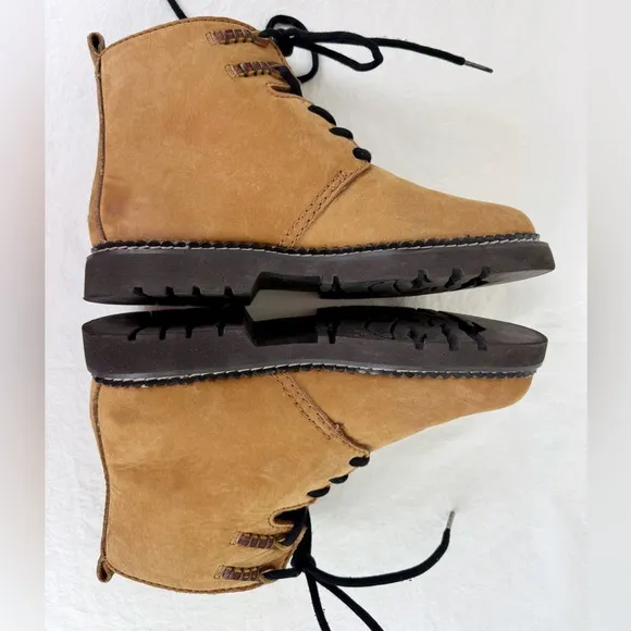 G.H. Bass Vintage 90's Lace-Up Ankle Boots