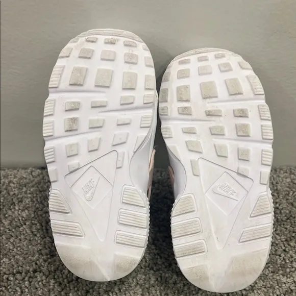 Girls size 7 lot of 7 shoes